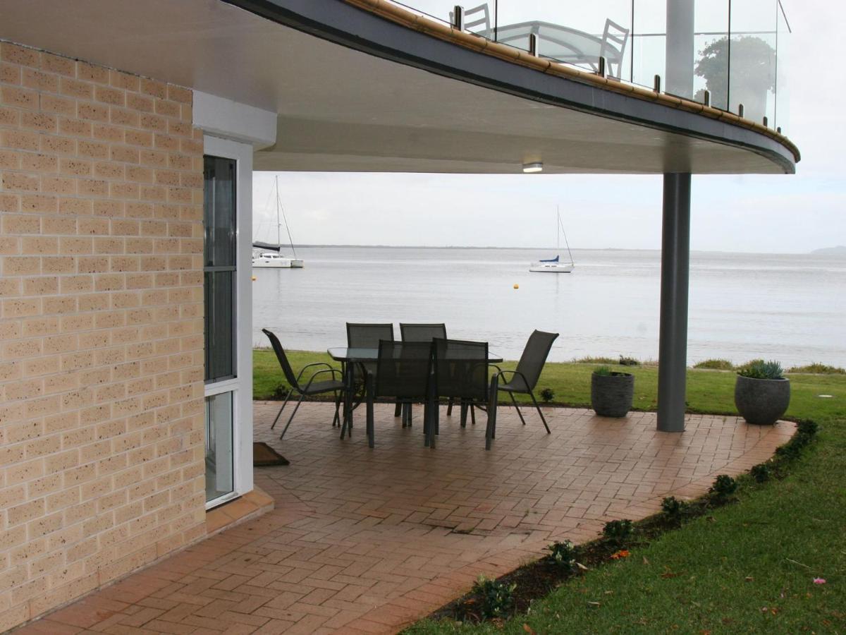 Апартаменты The Clippers 1 Fabulous Waterfront Unit Саламандер-Бэй Экстерьер фото